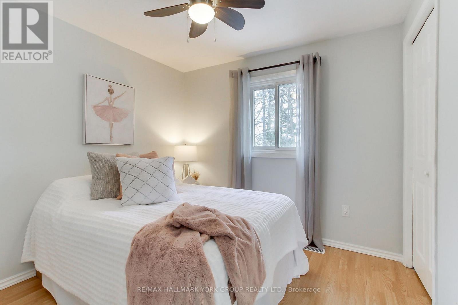 11 Shelley Lane, Barrie, Ontario  L4N 4W4 - Photo 32 - S12954984