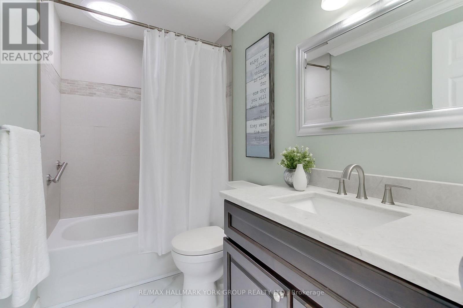 11 Shelley Lane, Barrie, Ontario  L4N 4W4 - Photo 33 - S12954984