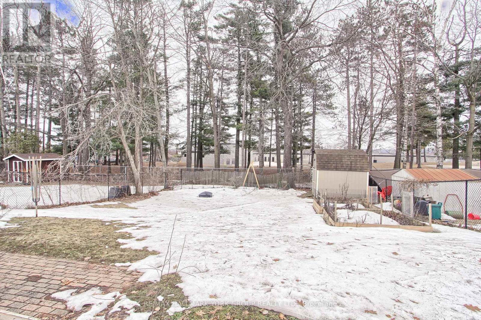 11 Shelley Lane, Barrie, Ontario  L4N 4W4 - Photo 40 - S12954984