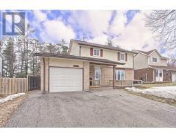 11 SHELLEY LANE, Barrie, Ontario