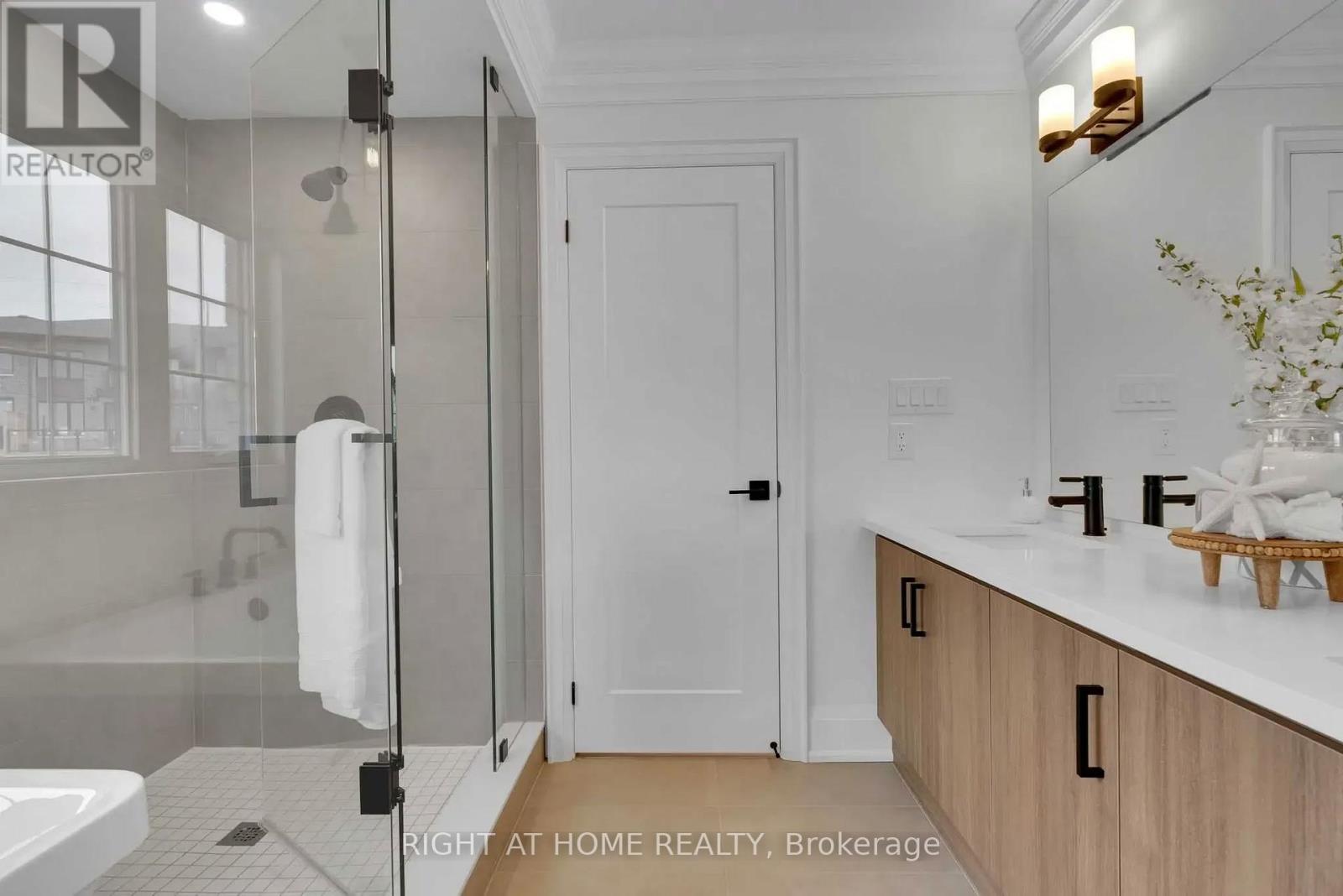 135 Courvier Crescent, Clarington, Ontario  L1C 0E8 - Photo 24 - E12952126