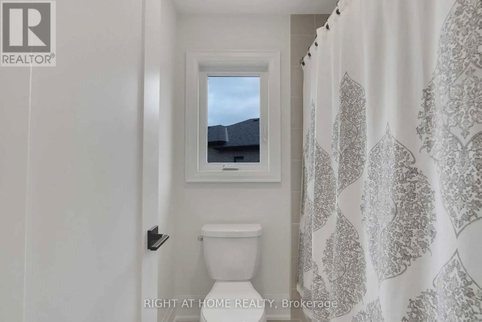 135 Courvier Crescent, Clarington, Ontario  L1C 0E8 - Photo 31 - E12952126