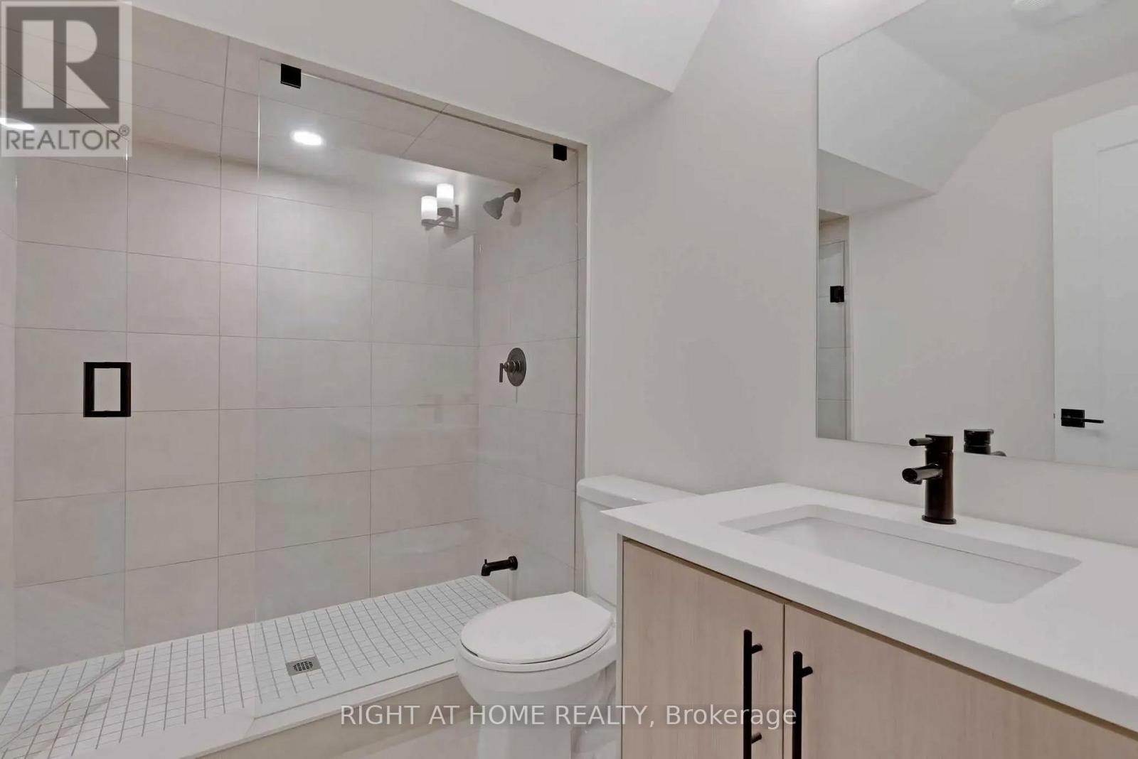 135 Courvier Crescent, Clarington, Ontario  L1C 0E8 - Photo 37 - E12952126