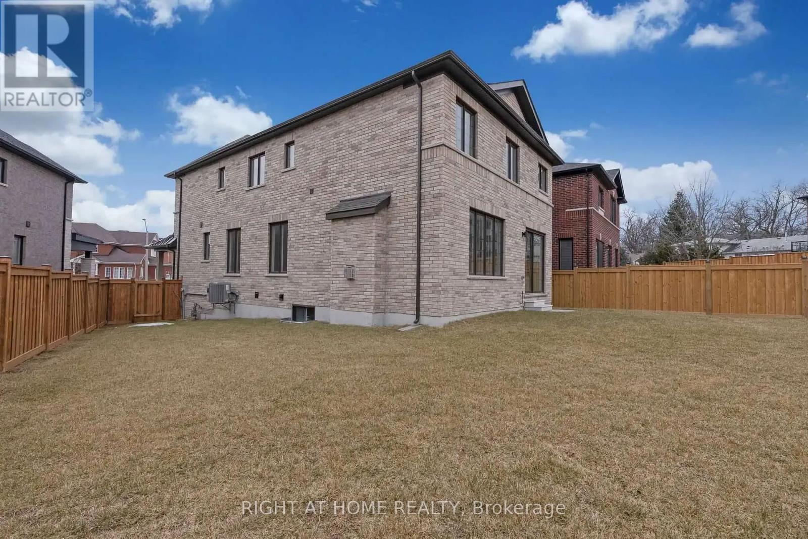 135 Courvier Crescent, Clarington, Ontario  L1C 0E8 - Photo 40 - E12952126