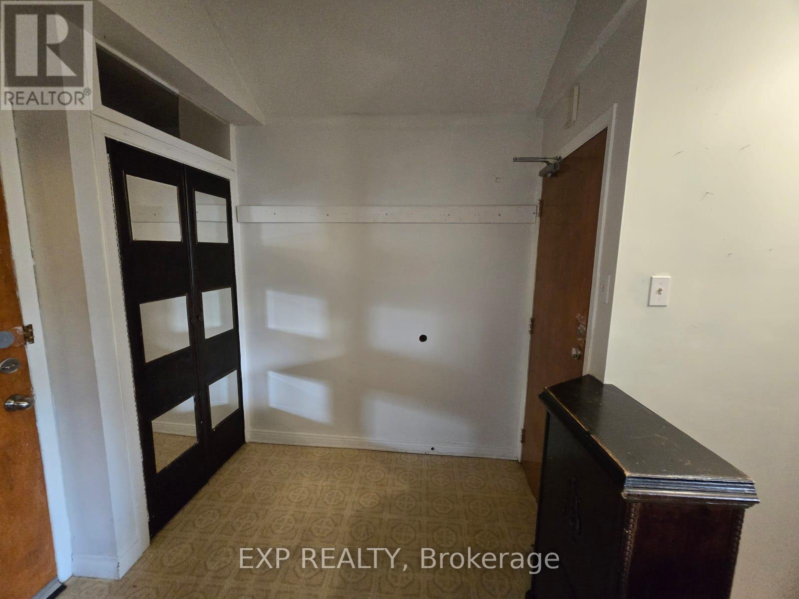 1119 Merivale Road, Ottawa, Ontario  K1Z 6B1 - Photo 33 - X12949696