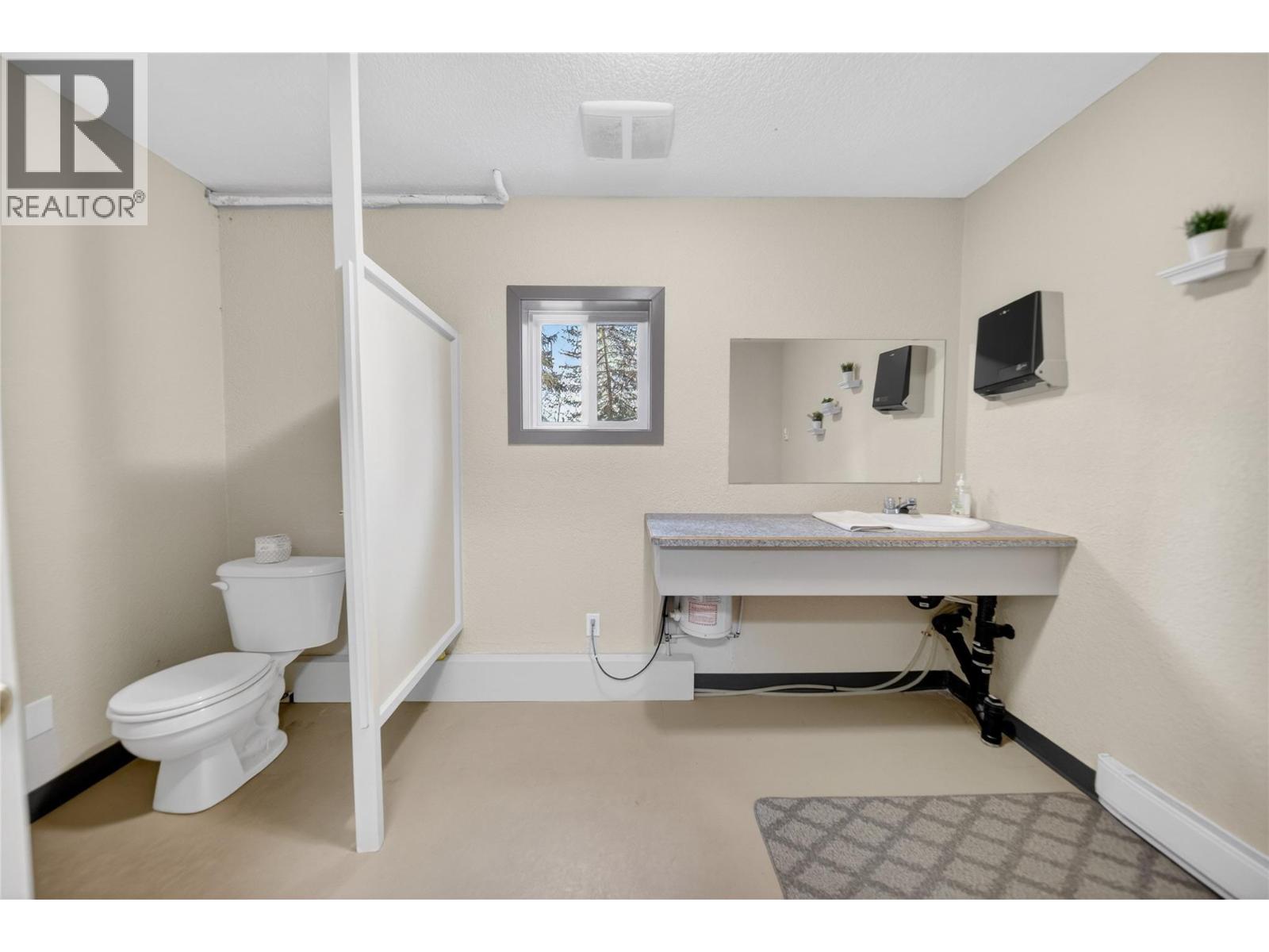 1775 Shelbourne Road, Jaffray, British Columbia V0B 1T0 - Photo 32 - 10381593