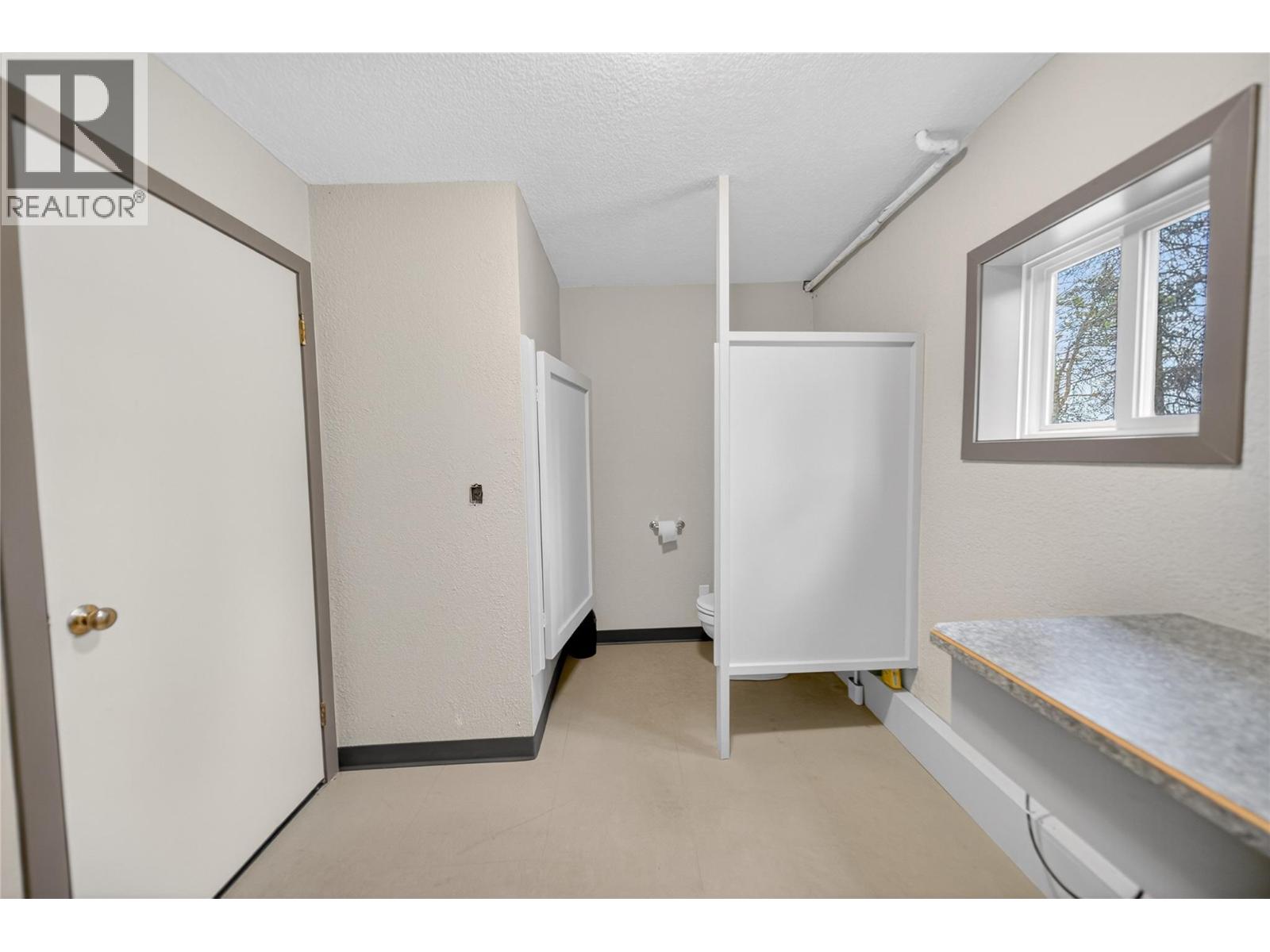 1775 Shelbourne Road, Jaffray, British Columbia V0B 1T0 - Photo 33 - 10381593