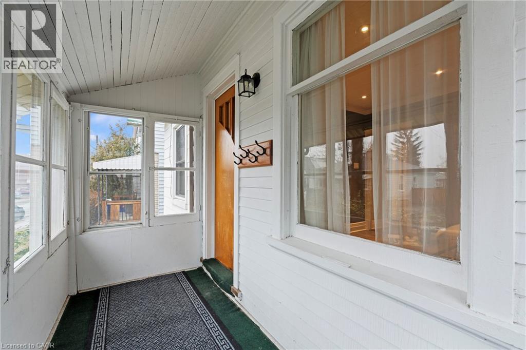 26 N Garside Avenue N, Hamilton, Ontario  L8H 4W2 - Photo 4 - 40814353