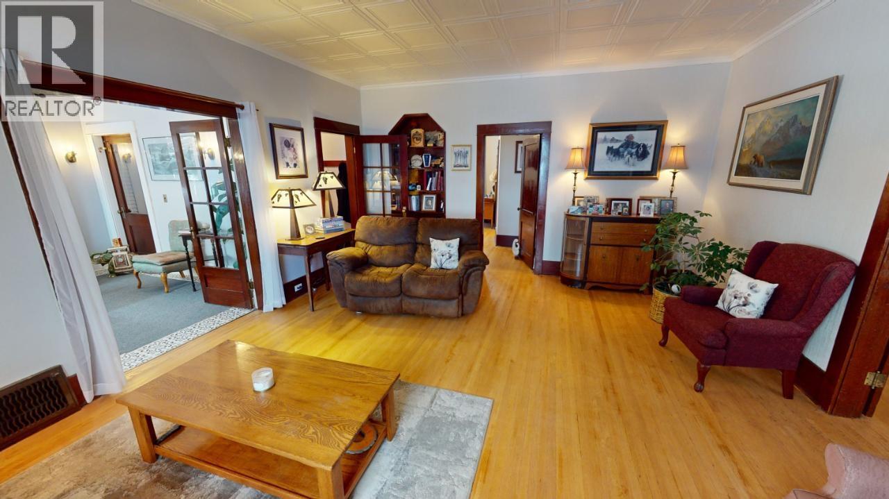 301 11th Avenue S, Cranbrook, British Columbia V1C 2P7 - Photo 8 - 10382067