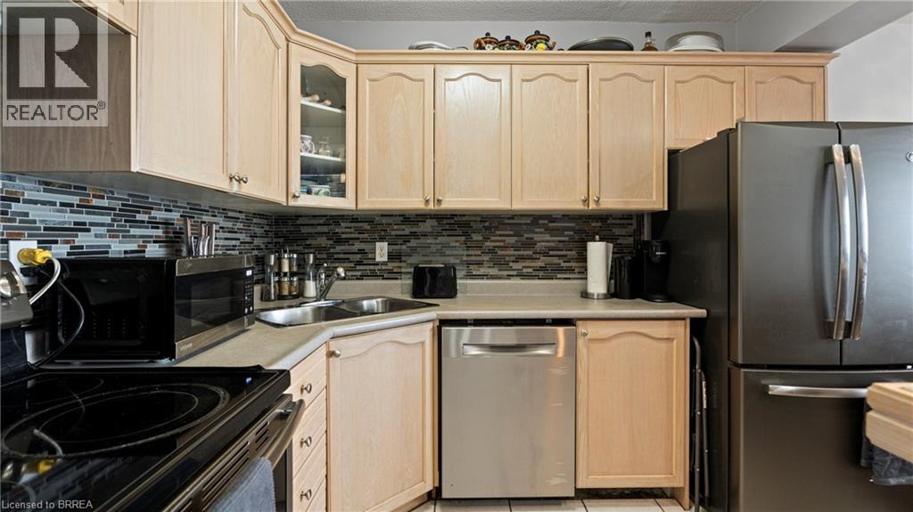 293 Mohawk Road E Unit# 501, Hamilton, Ontario  L9A 2J1 - Photo 15 - 40817197