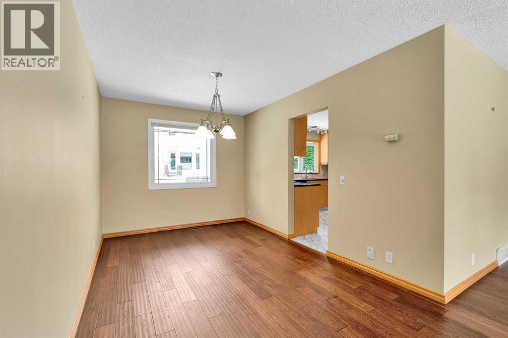 123 Valhalla Crescent NW, Calgary, Alberta  T3A 1Z7 - Photo 12 - A2297367