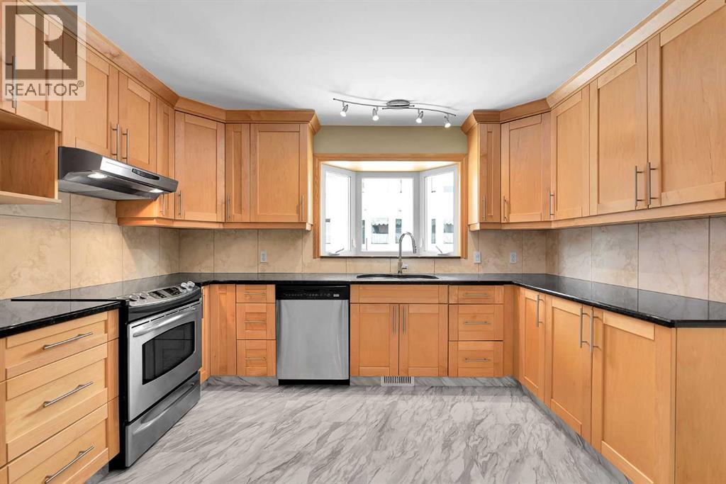 123 Valhalla Crescent NW, Calgary, Alberta  T3A 1Z7 - Photo 15 - A2297367