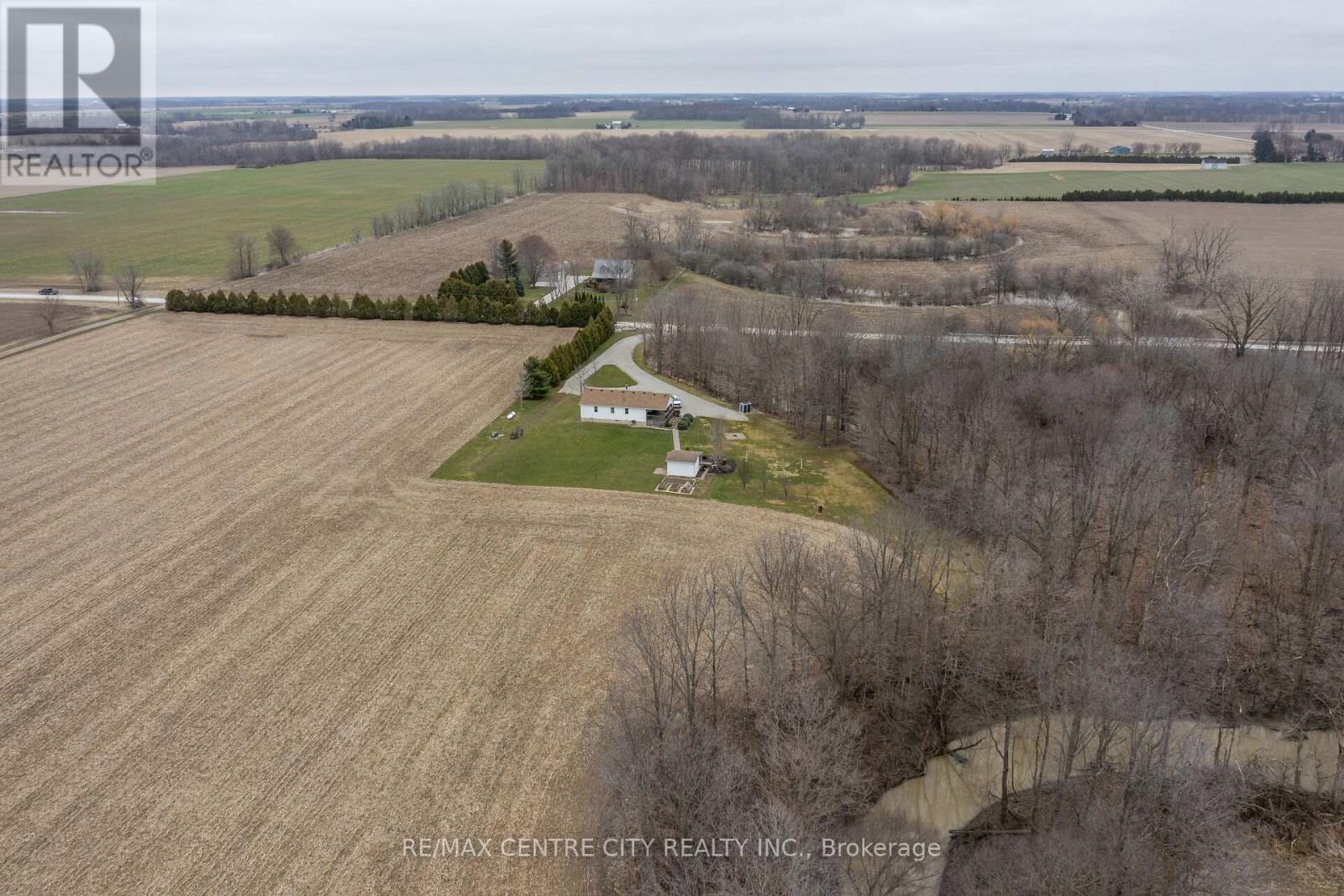 29712 Esterville Road, Chatham-Kent, Ontario  N0P 1M0 - Photo 5 - X12955002