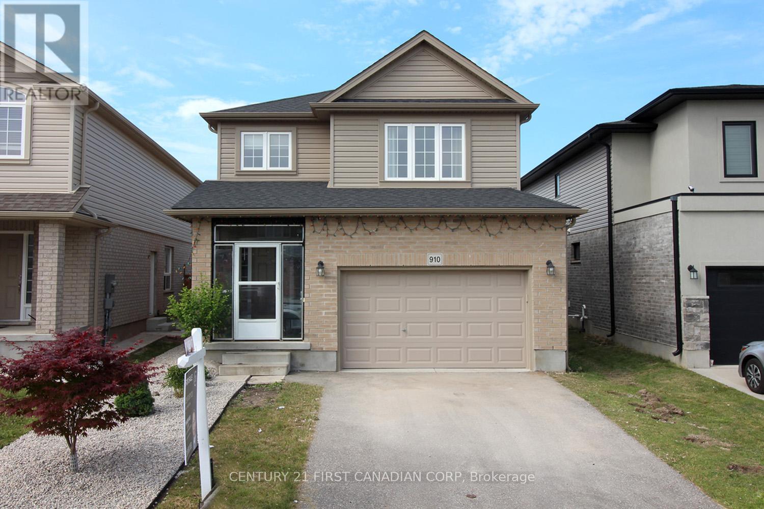 Lower Unit - 910 Reeves Avenue, London North, Ontario  N6G 0G9 - Photo 1 - X12955012