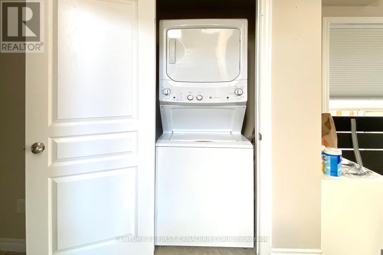 Upper Unit - 910 Reeves Avenue, London North, Ontario  N6G 0G9 - Photo 16 - X12955014