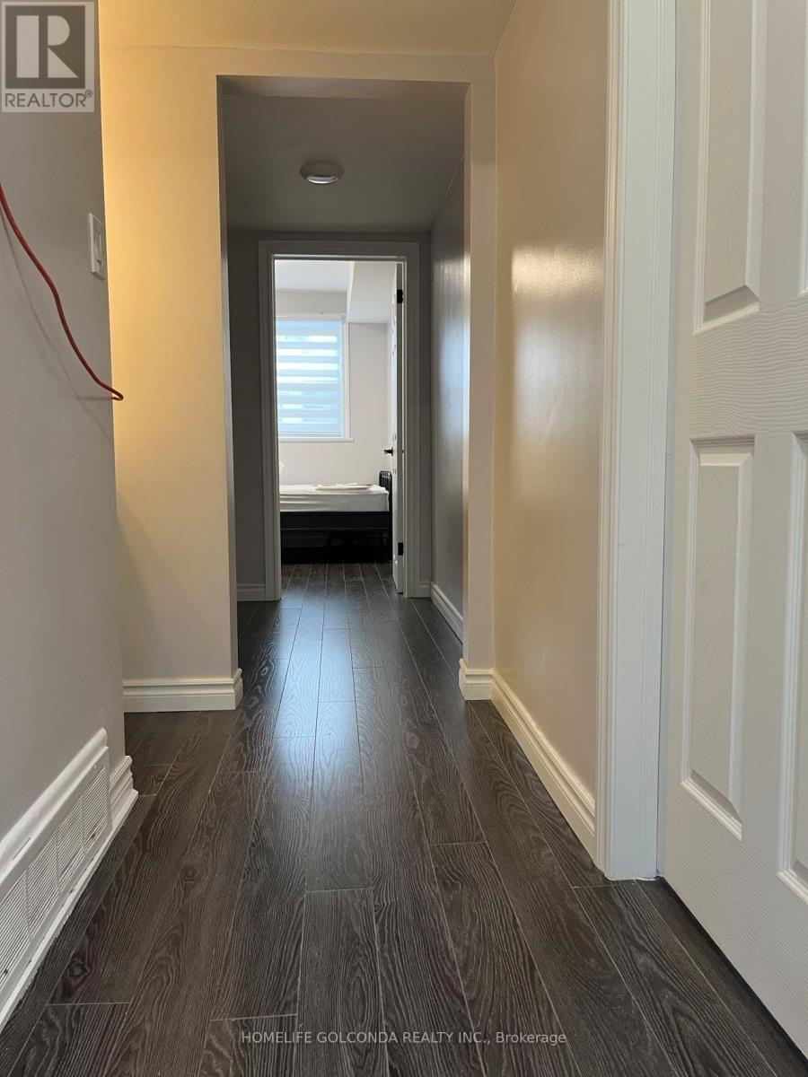 293 Dunforest Avenue, Toronto, Ontario  M2N 4K1 - Photo 4 - C12955016