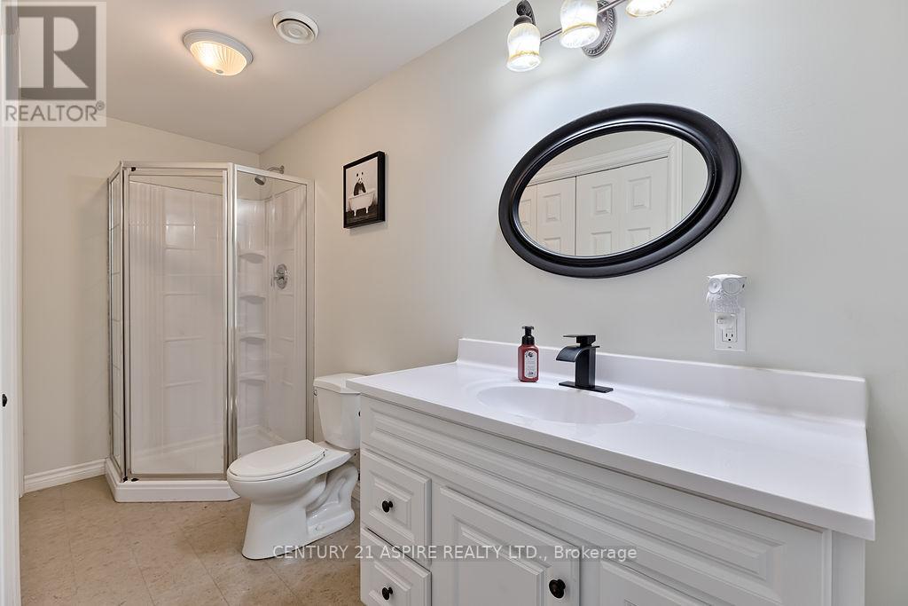 32 Highland Park Drive, Petawawa, Ontario  K8H 3S2 - Photo 23 - X12954990