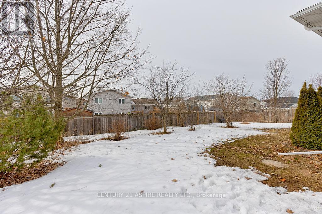 32 Highland Park Drive, Petawawa, Ontario  K8H 3S2 - Photo 36 - X12954990