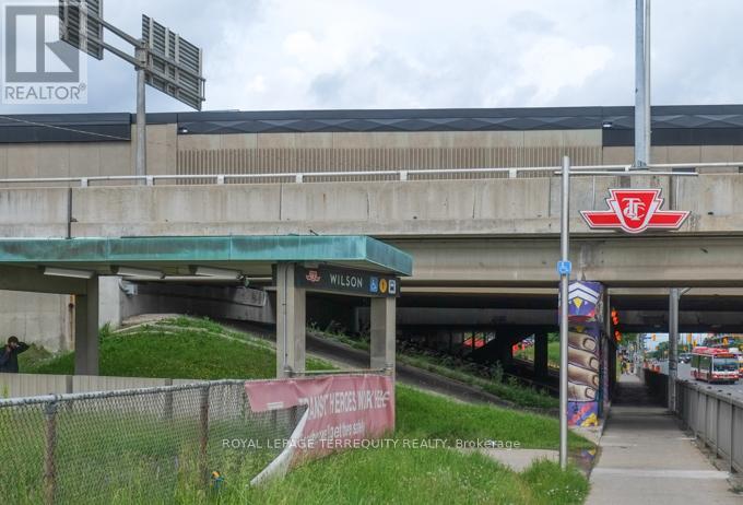 1 - 706 Wilson Avenue, Toronto, Ontario  M3K 1E1 - Photo 10 - W12955008