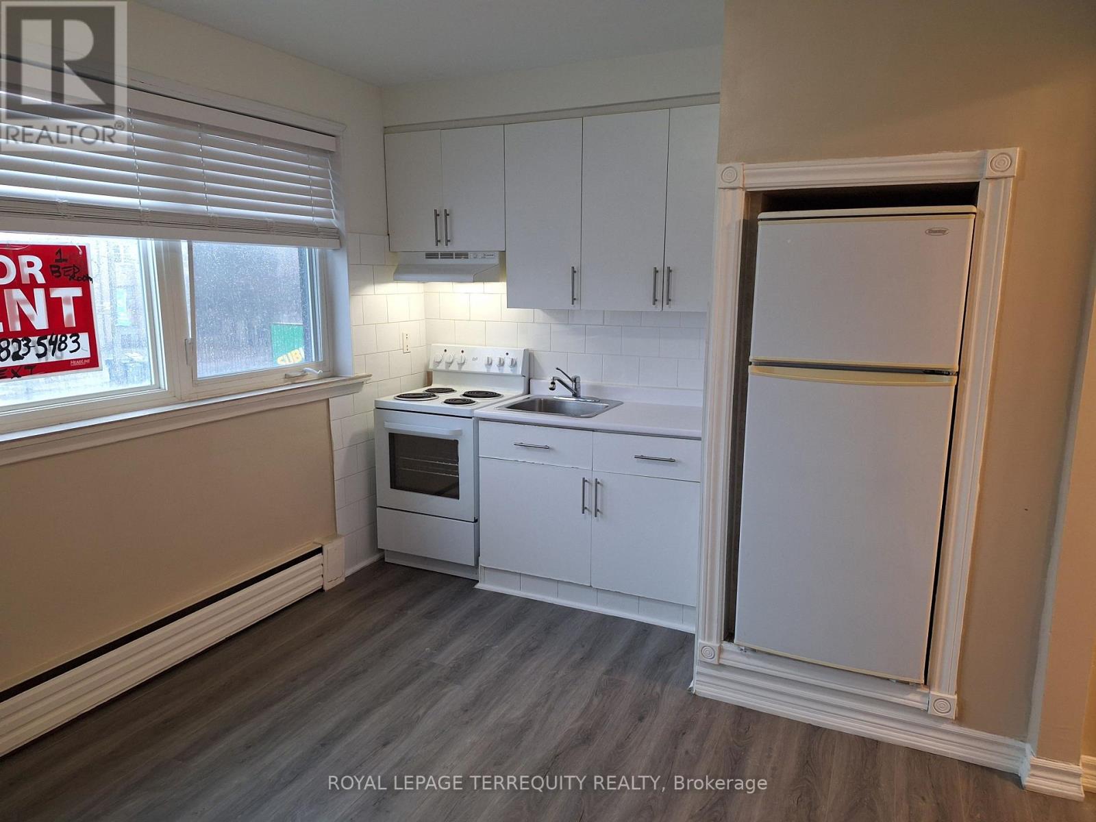 1 - 706 Wilson Avenue, Toronto, Ontario  M3K 1E1 - Photo 6 - W12955008