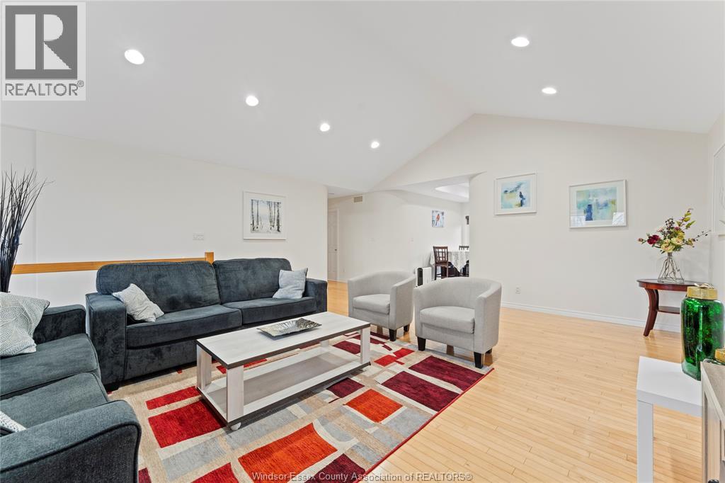 4824 Barcelona, Windsor, Ontario  N9G 3E9 - Photo 10 - 26006963