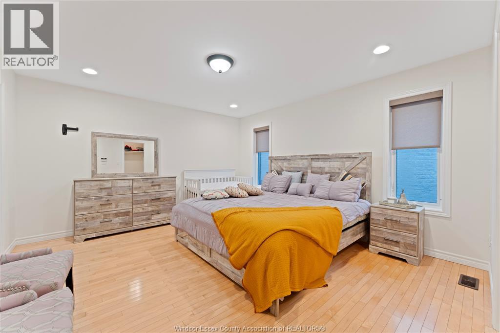 4824 Barcelona, Windsor, Ontario  N9G 3E9 - Photo 17 - 26006963