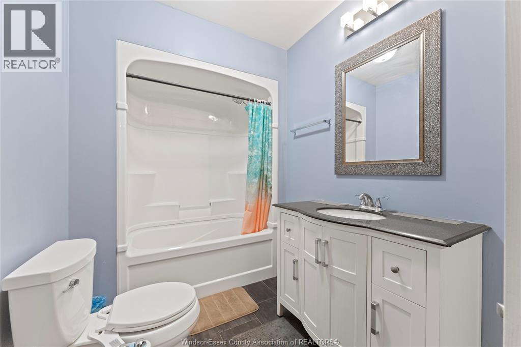 4824 Barcelona, Windsor, Ontario  N9G 3E9 - Photo 32 - 26006963