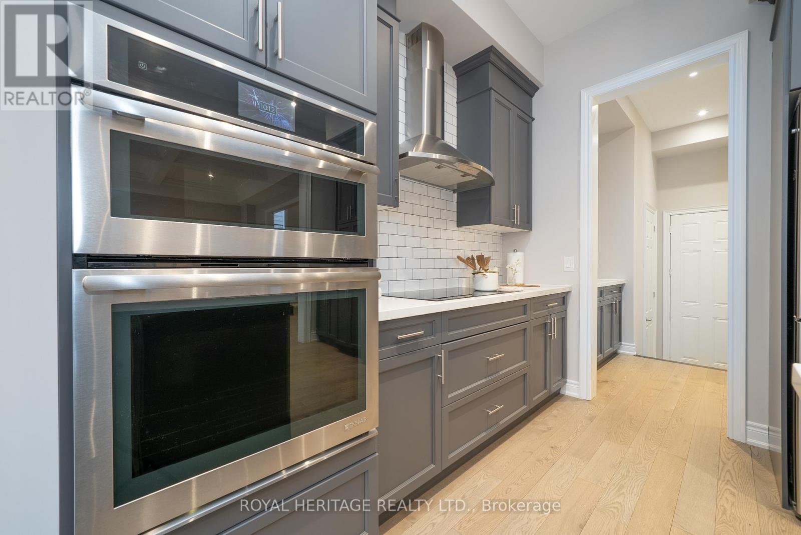 88 Brabin Circle, Whitby, Ontario  L1P 0C1 - Photo 15 - E12885564