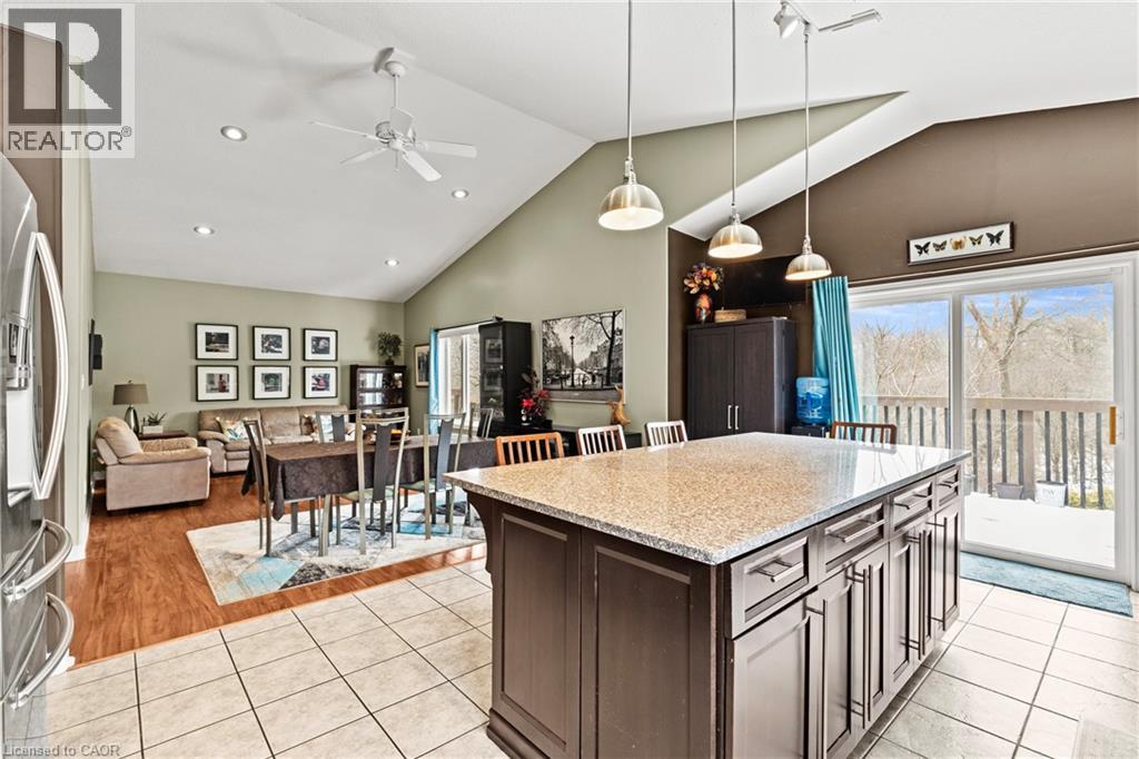 7852 Charnwood Avenue, Niagara Falls, Ontario  L2H 3E2 - Photo 22 - 40813670