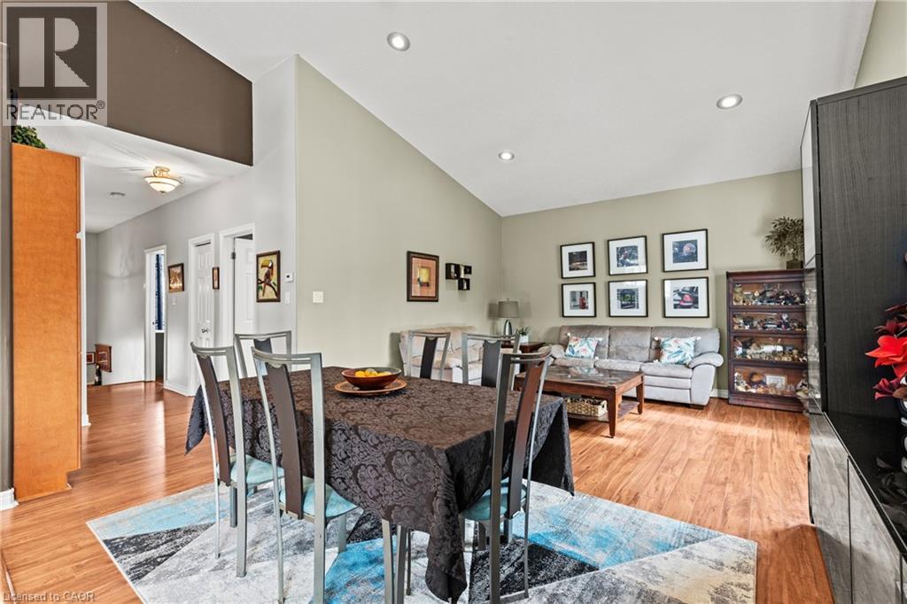 7852 Charnwood Avenue, Niagara Falls, Ontario  L2H 3E2 - Photo 18 - 40813670