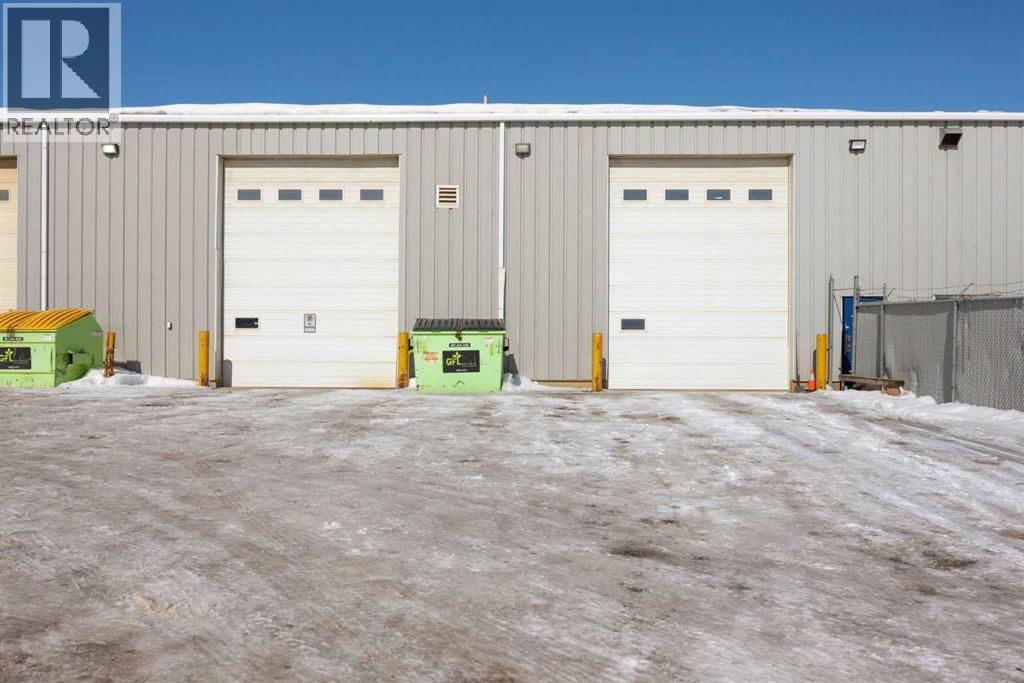 290 Maclennan Crescent, Fort Mcmurray, Alberta  T9H 5C8 - Photo 2 - A2298322