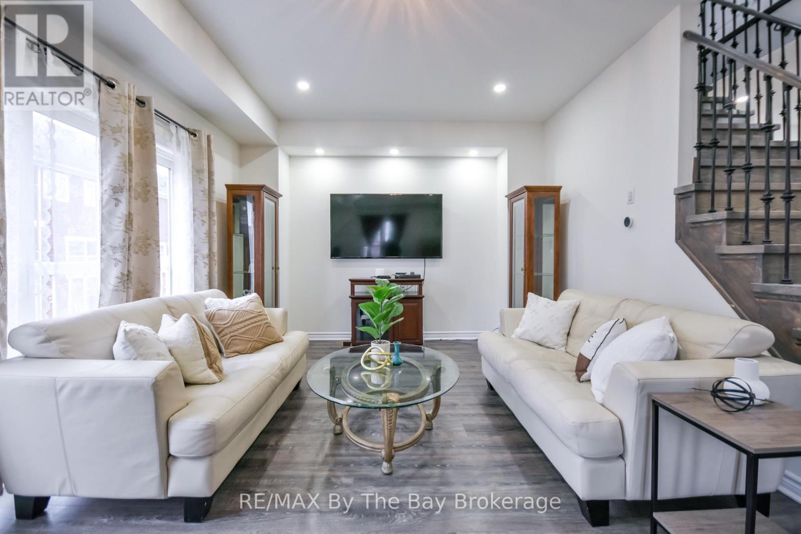 15 Dunes Drive, Wasaga Beach, Ontario  L9Z 0J1 - Photo 15 - S12955050