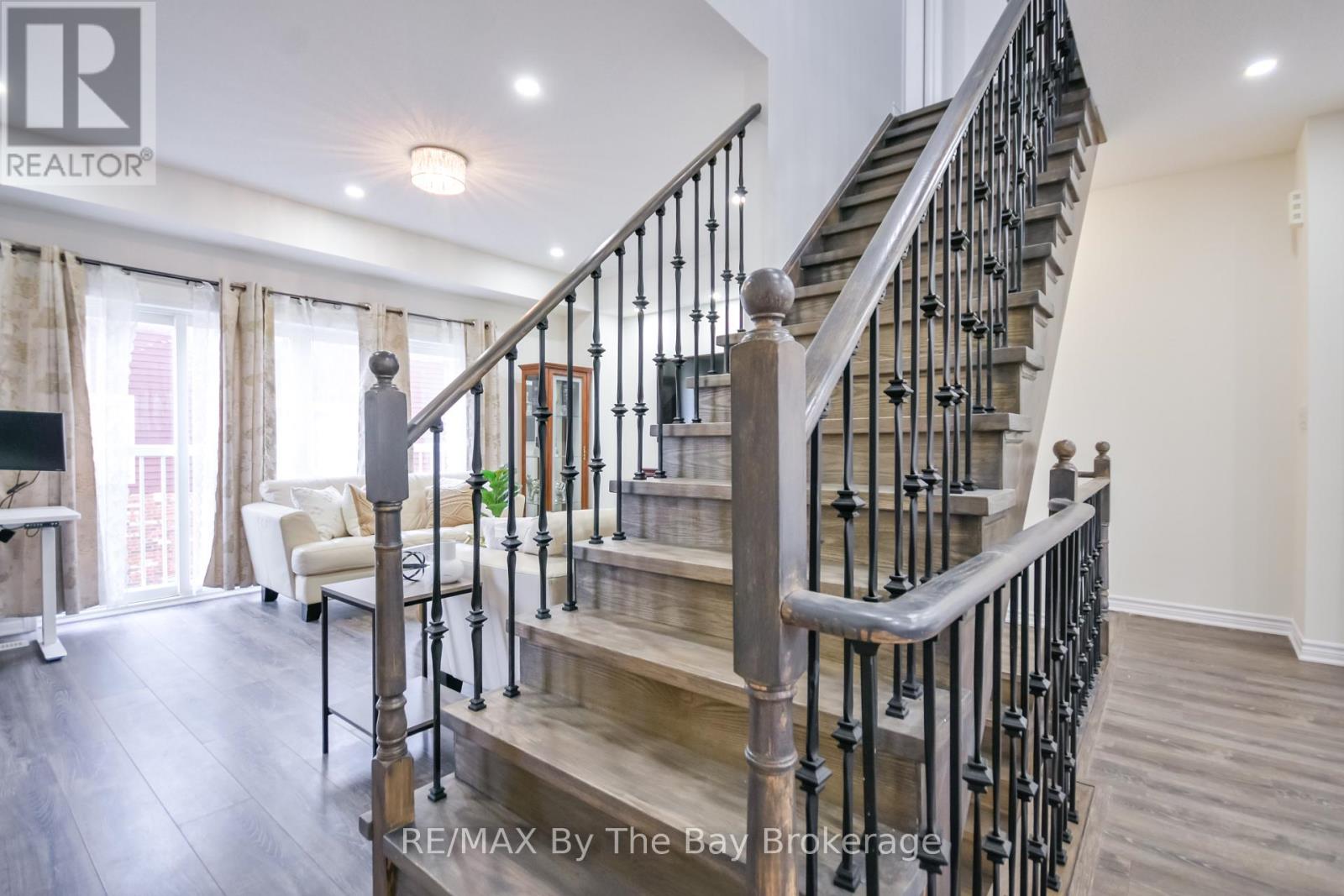 15 Dunes Drive, Wasaga Beach, Ontario  L9Z 0J1 - Photo 16 - S12955050