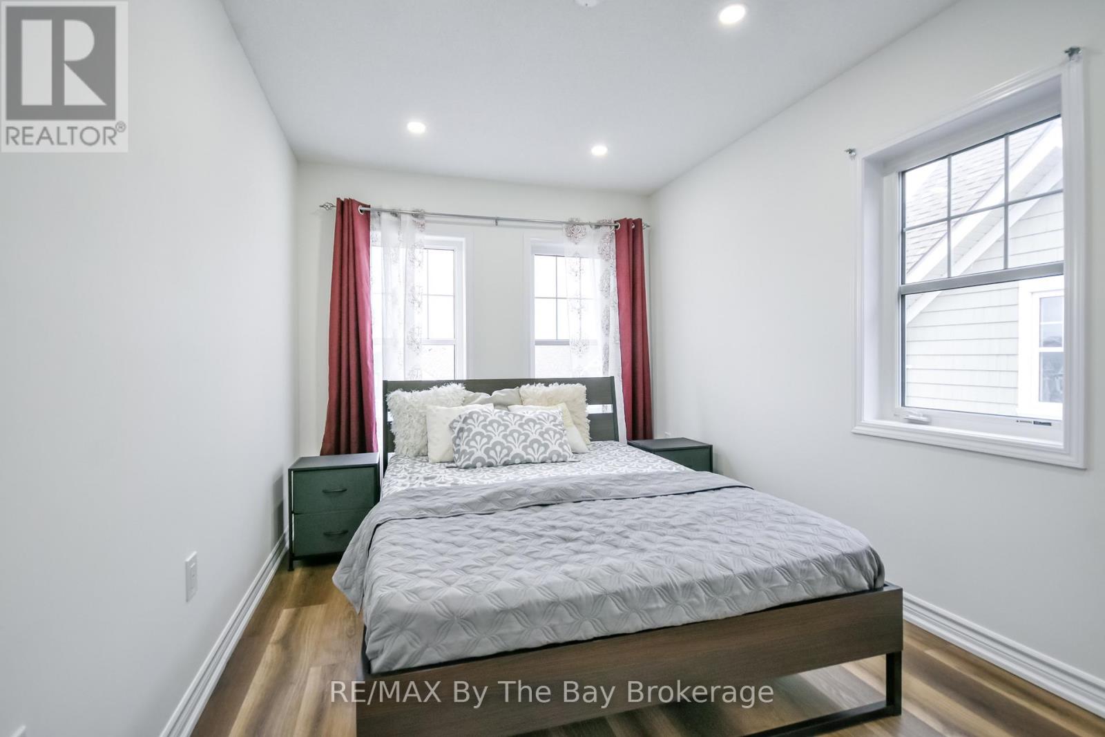 15 Dunes Drive, Wasaga Beach, Ontario  L9Z 0J1 - Photo 23 - S12955050