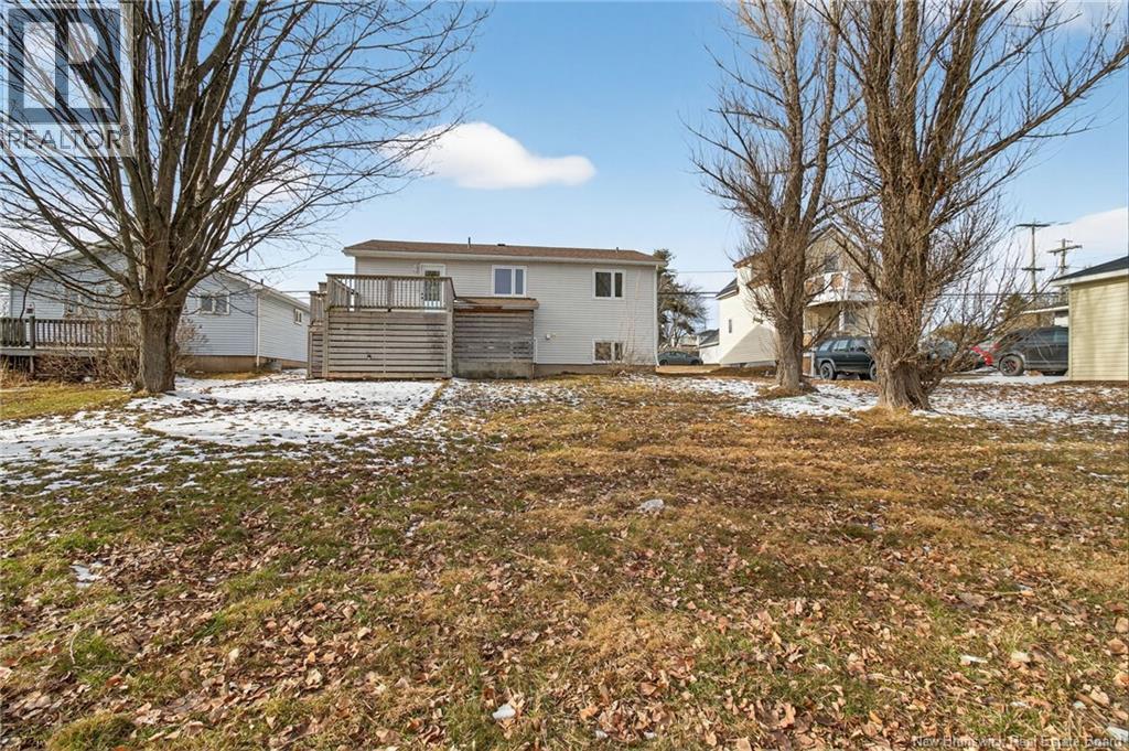 110-112 Highlandview Road, Moncton, New Brunswick  E1A 2K8 - Photo 4 - NB136231
