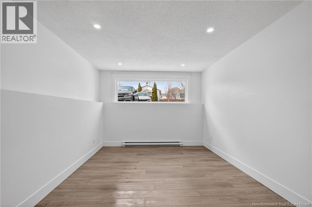 110-112 Highlandview Road, Moncton, New Brunswick  E1A 2K8 - Photo 35 - NB136231