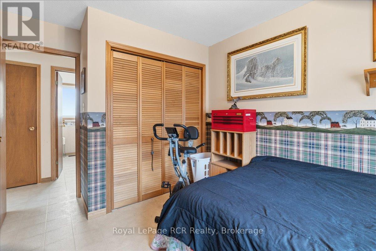 207 George Street S, Arran-Elderslie, Ontario  N0G 2N0 - Photo 12 - X12955042