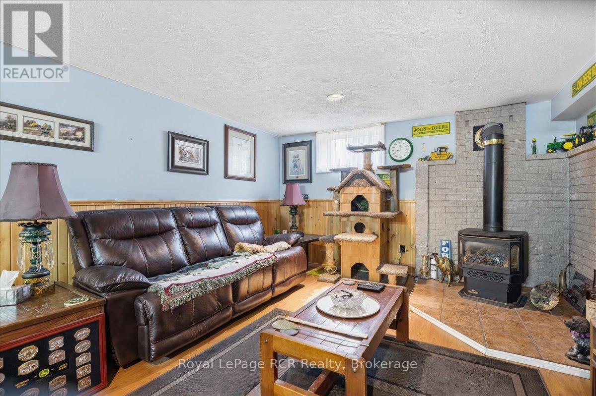 207 George Street S, Arran-Elderslie, Ontario  N0G 2N0 - Photo 32 - X12955042