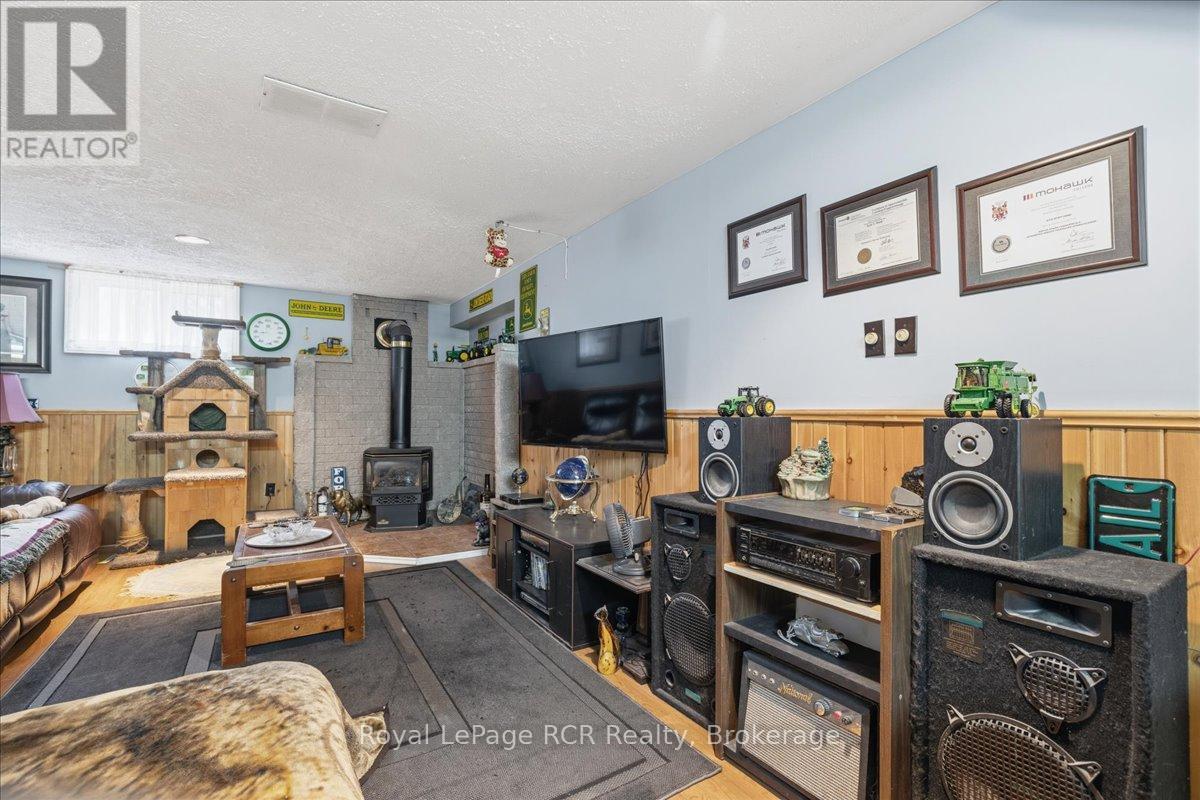 207 George Street S, Arran-Elderslie, Ontario  N0G 2N0 - Photo 34 - X12955042