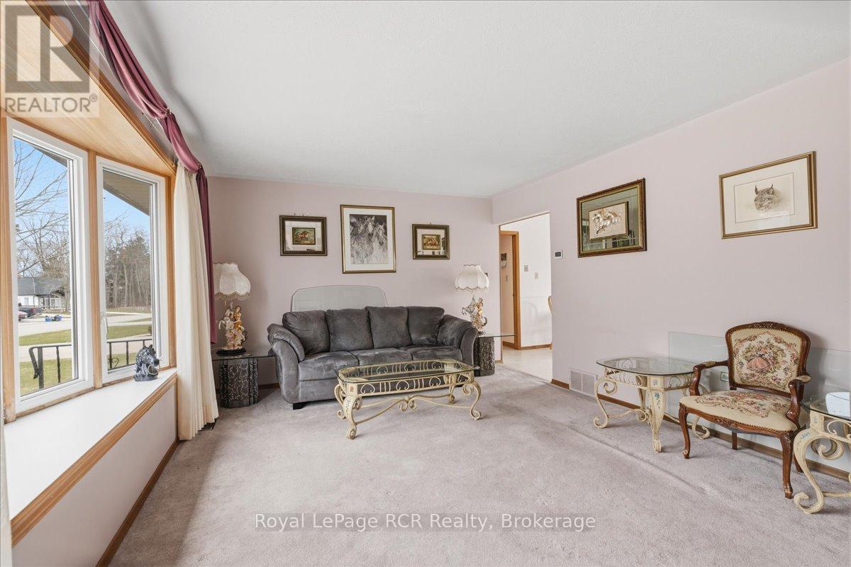 207 George Street S, Arran-Elderslie, Ontario  N0G 2N0 - Photo 8 - X12955042