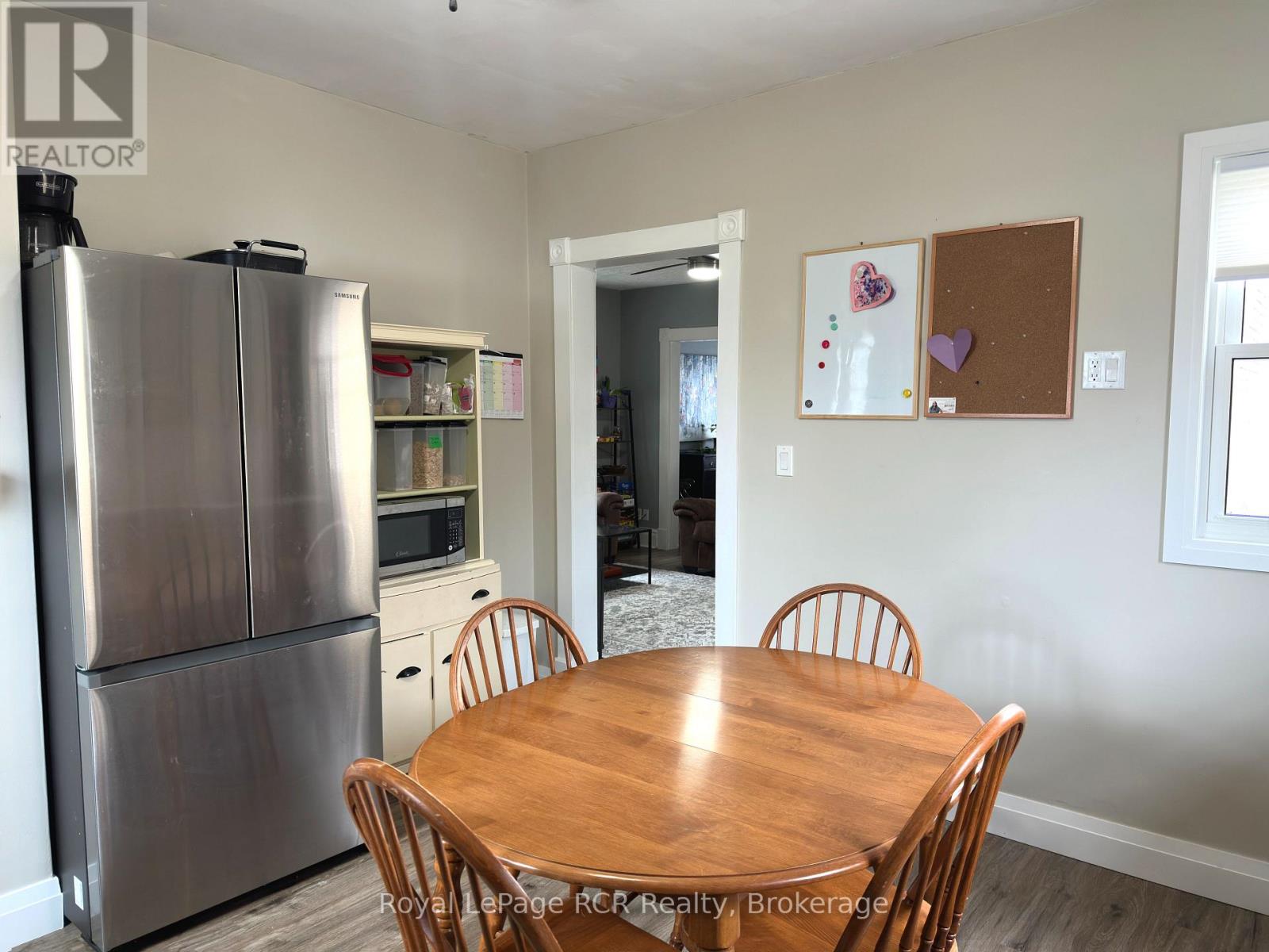 510 12th Street, Hanover, Ontario  N4N 1V9 - Photo 22 - X12955096