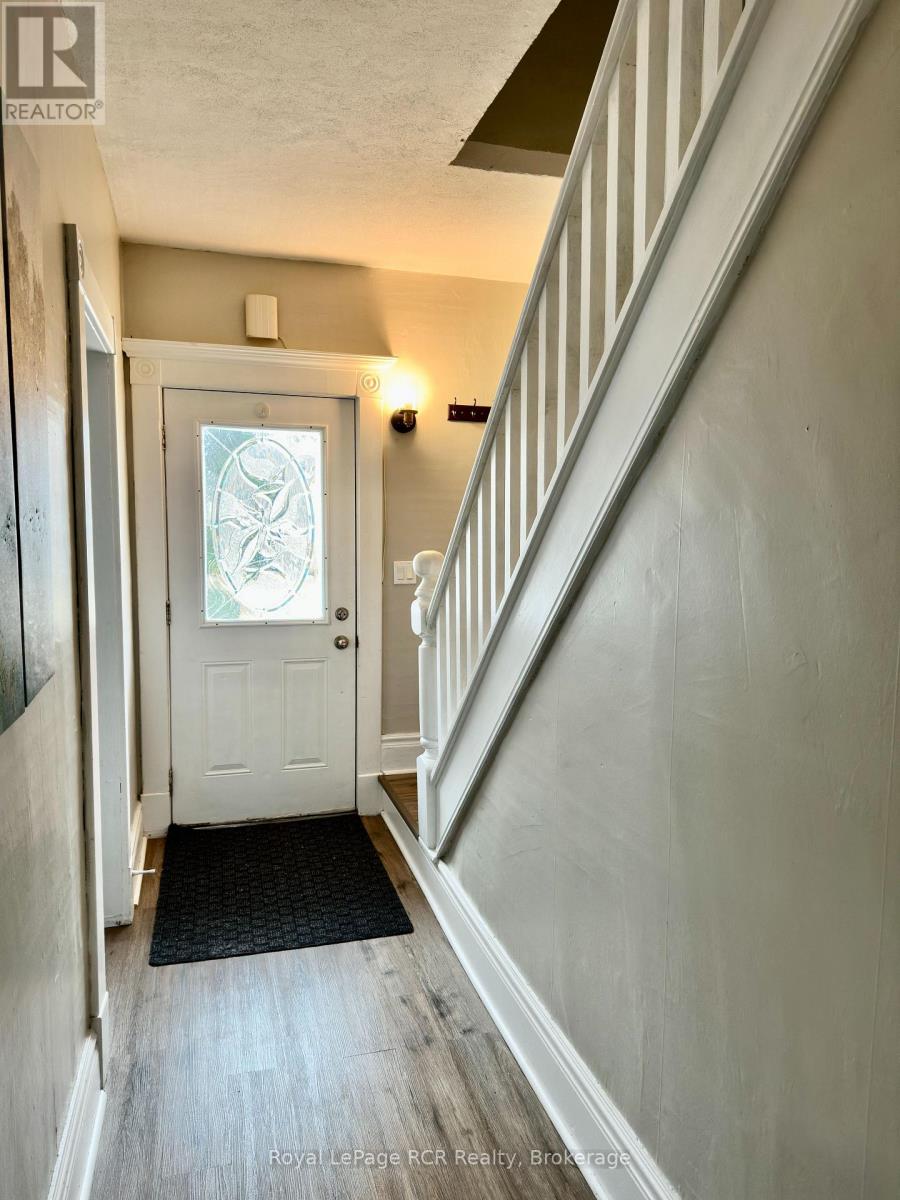 510 12th Street, Hanover, Ontario  N4N 1V9 - Photo 24 - X12955096