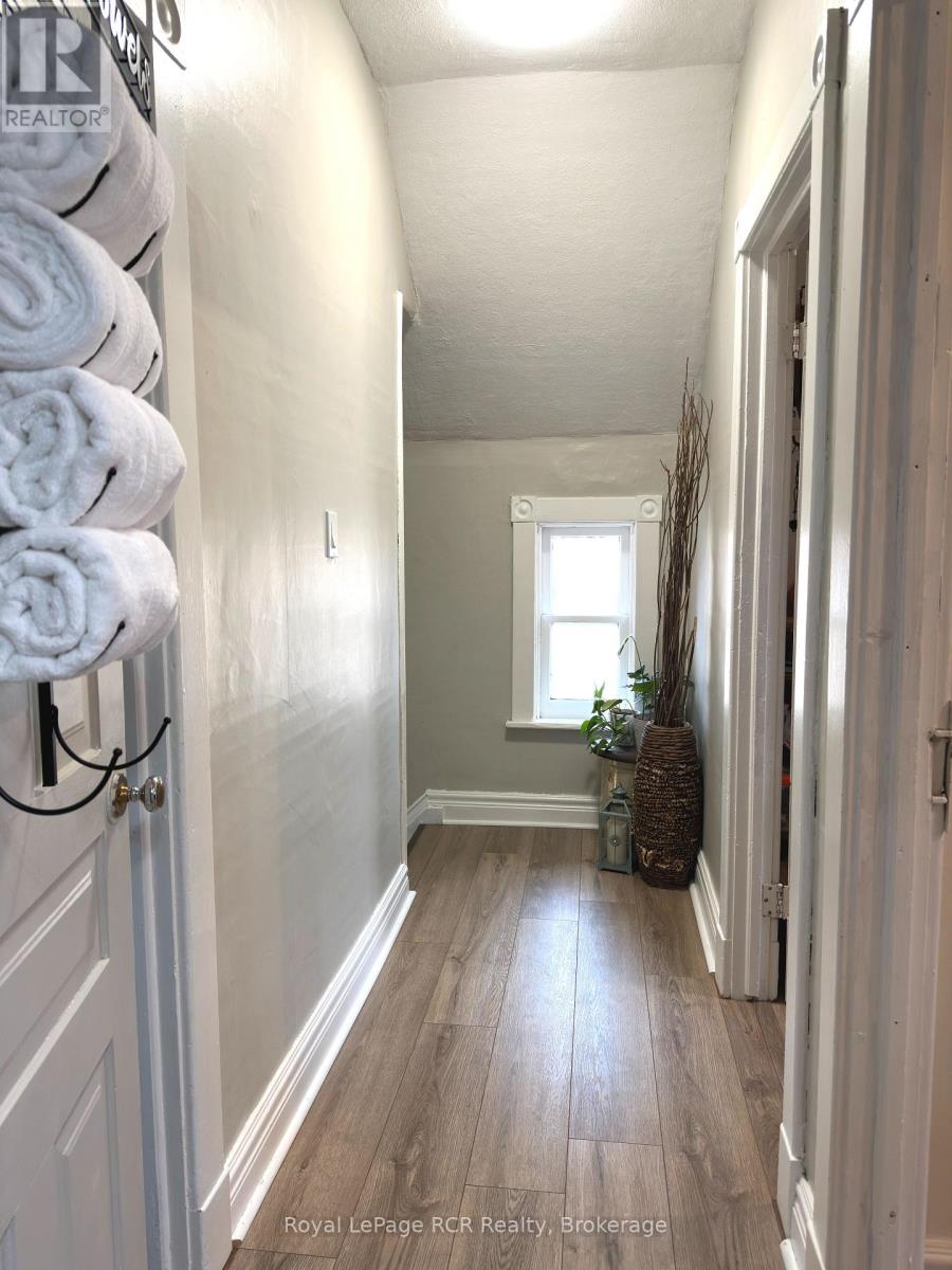 510 12th Street, Hanover, Ontario  N4N 1V9 - Photo 26 - X12955096