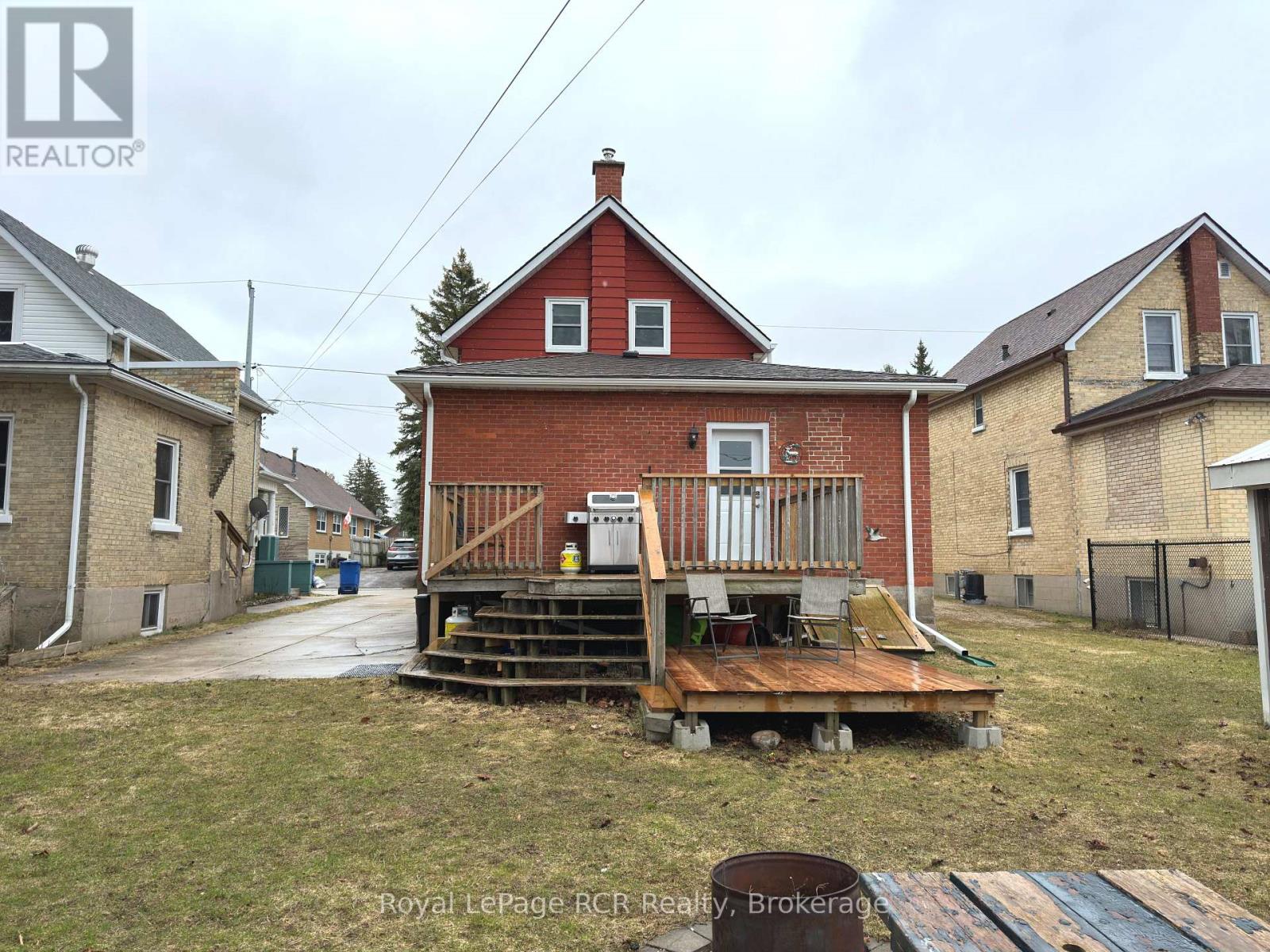 510 12th Street, Hanover, Ontario  N4N 1V9 - Photo 6 - X12955096