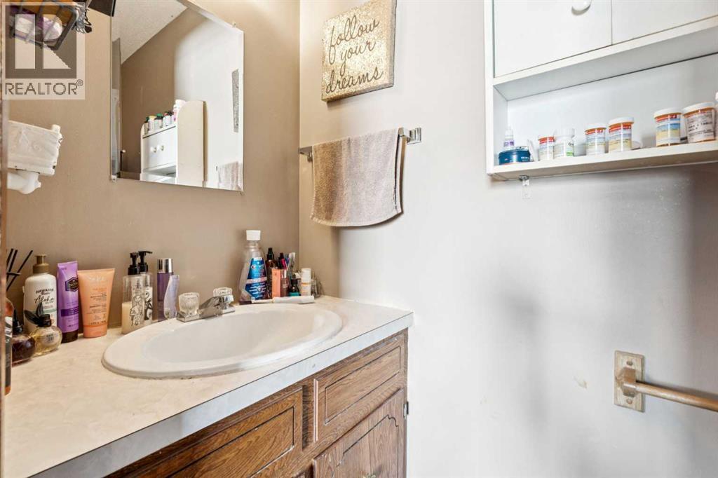 4617 48 Street, Olds, Alberta  T4H 1E2 - Photo 19 - A2282536