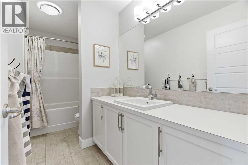 43 Mist Mountain Rise, Okotoks, Alberta  T1S 5P4 - Photo 35 - A2298720