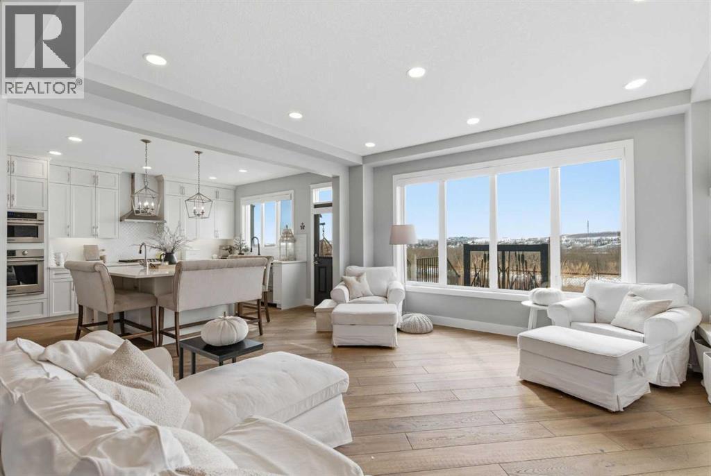 43 Mist Mountain Rise, Okotoks, Alberta  T1S 5P4 - Photo 8 - A2298720