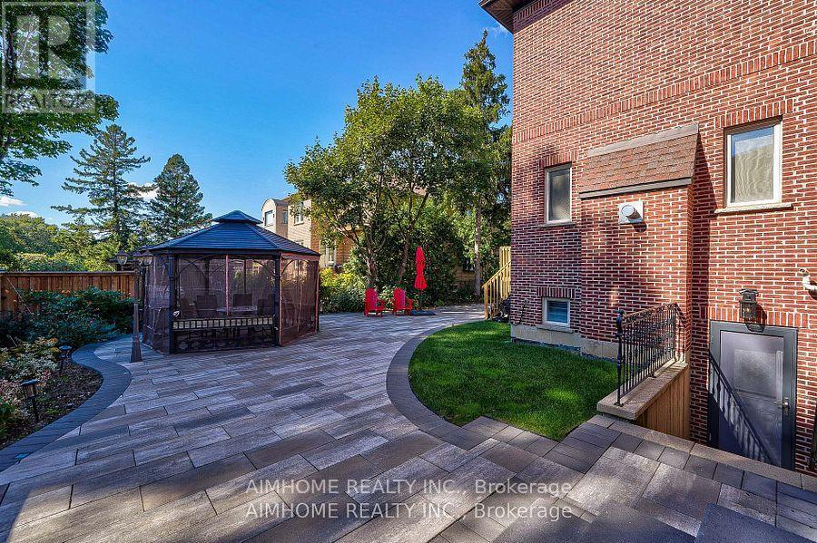 38 Pheasant Road, Toronto, Ontario  M2M 3G7 - Photo 43 - C12955030