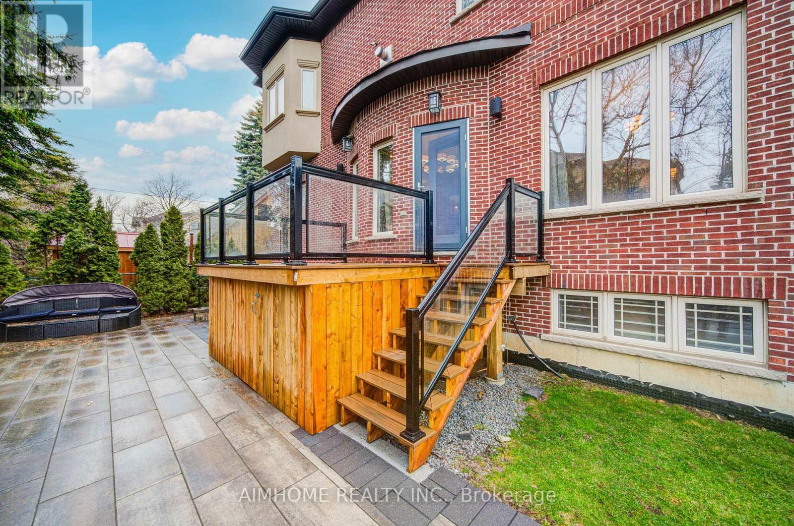 38 Pheasant Road, Toronto, Ontario  M2M 3G7 - Photo 48 - C12955030