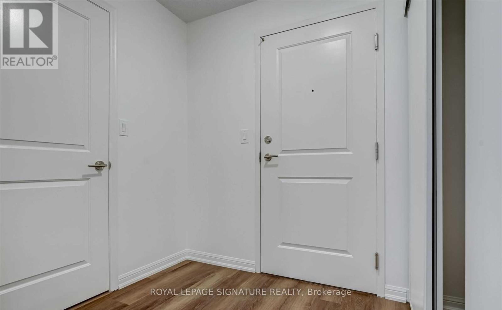 339 - 38 Grand Magazine Street, Toronto, Ontario  M5V 0B2 - Photo 2 - C12955040